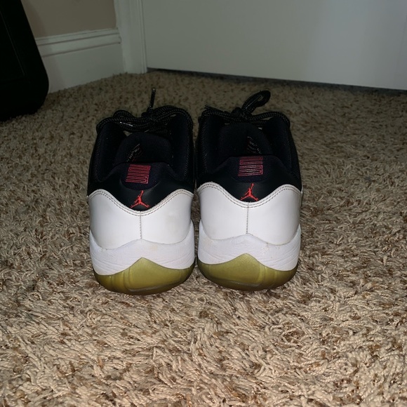 Jordan 11 tuxedo - Picture 2 of 5